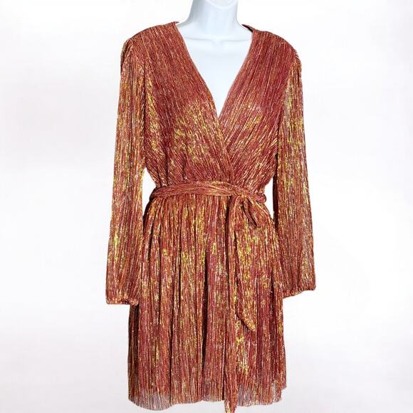 Dress Forum Gold Metallic Pleated Belted Mini Dress Size S Mauve NYE Holiday NWT - Picture 3 of 14